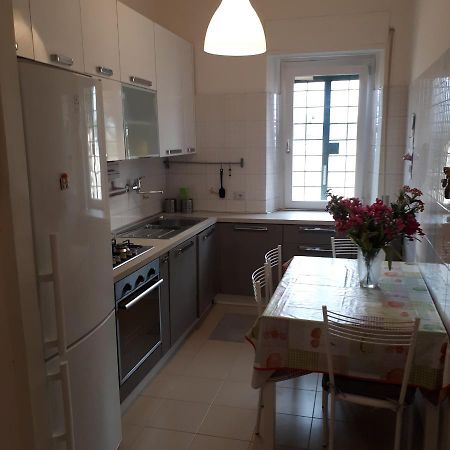 Mirandolina Apartment Rome Bagian luar foto