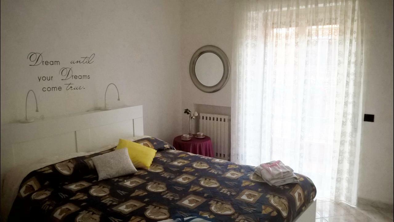 Mirandolina Apartment Rome Bagian luar foto